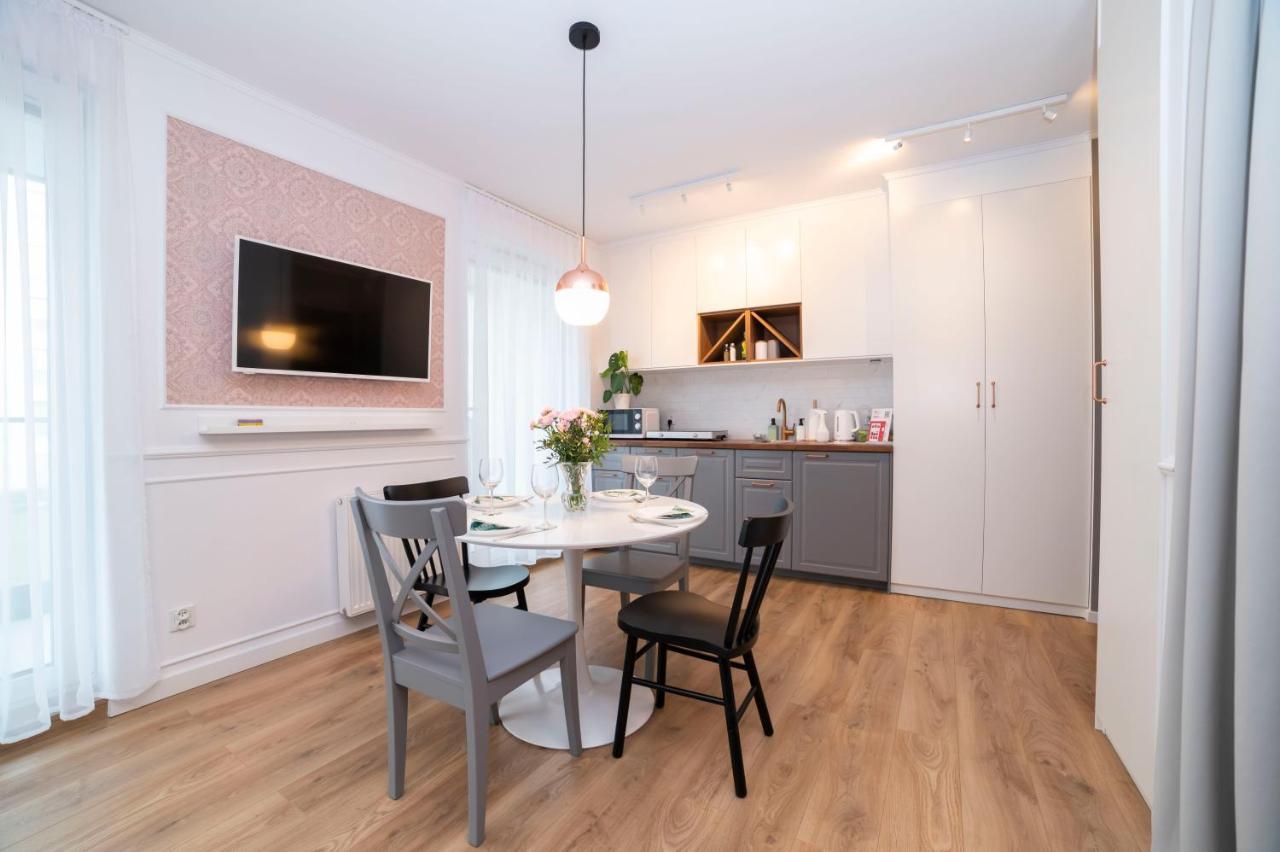 Heaven Apartment In The Old Town With Private Parking グダニスク エクステリア 写真