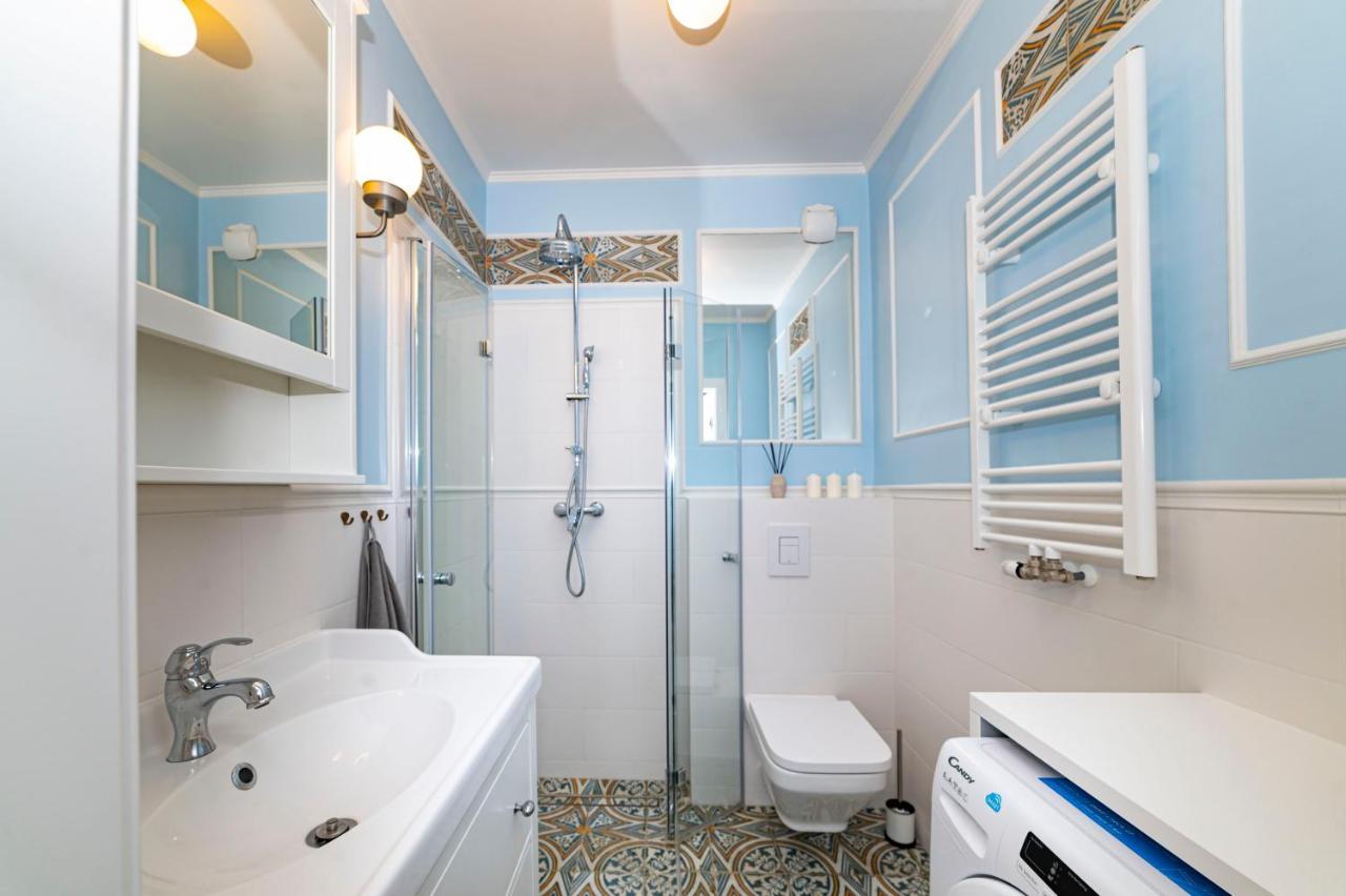 Heaven Apartment In The Old Town With Private Parking グダニスク エクステリア 写真