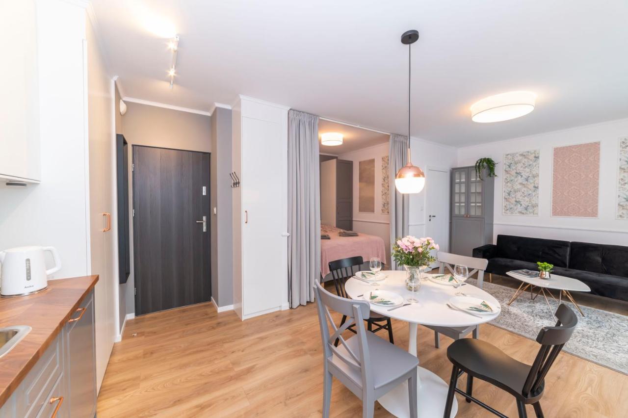 Heaven Apartment In The Old Town With Private Parking グダニスク エクステリア 写真